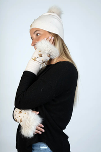 Knitted Fingerless Glove W/Bees and Beeds