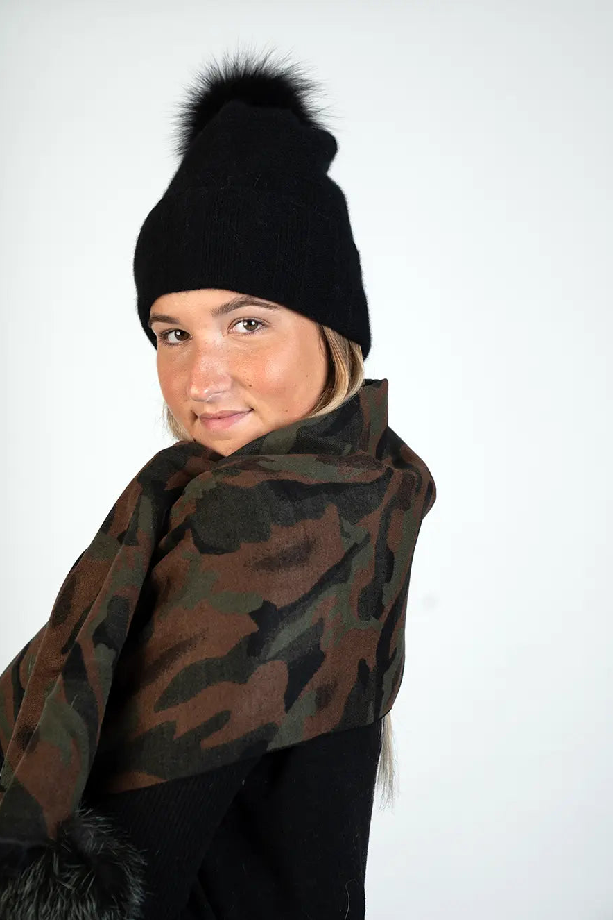 Black 100% Cashmere Hat w/ Fox PomPom