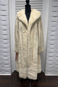 Vintage Oxi White Mink Coat