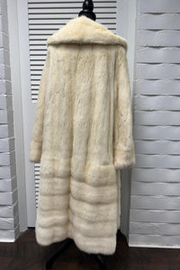 Vintage Oxi White Mink Coat
