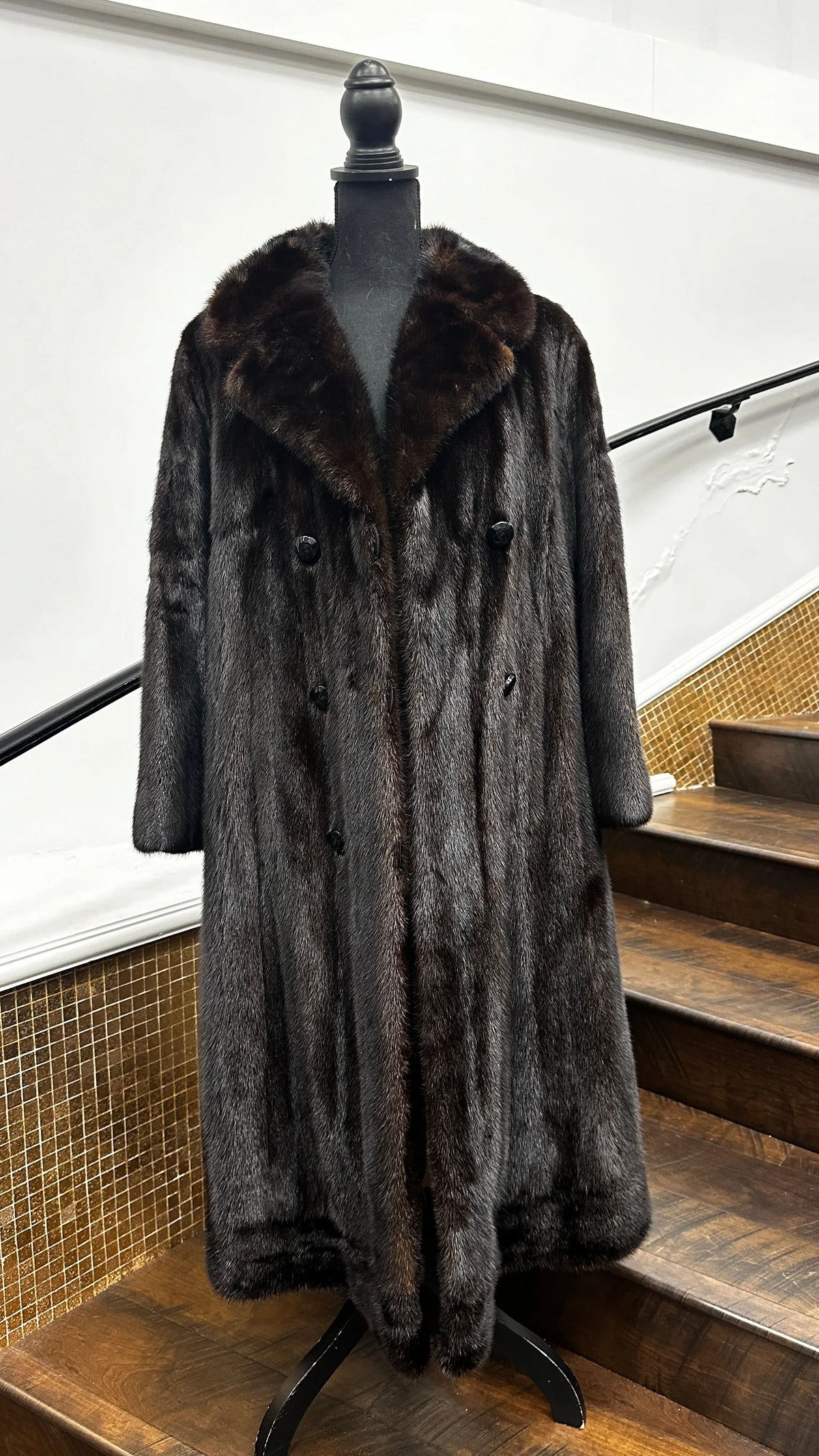 LaBelle Since 1919 Vintage Mahogany Mink Rev 7/8 Coat