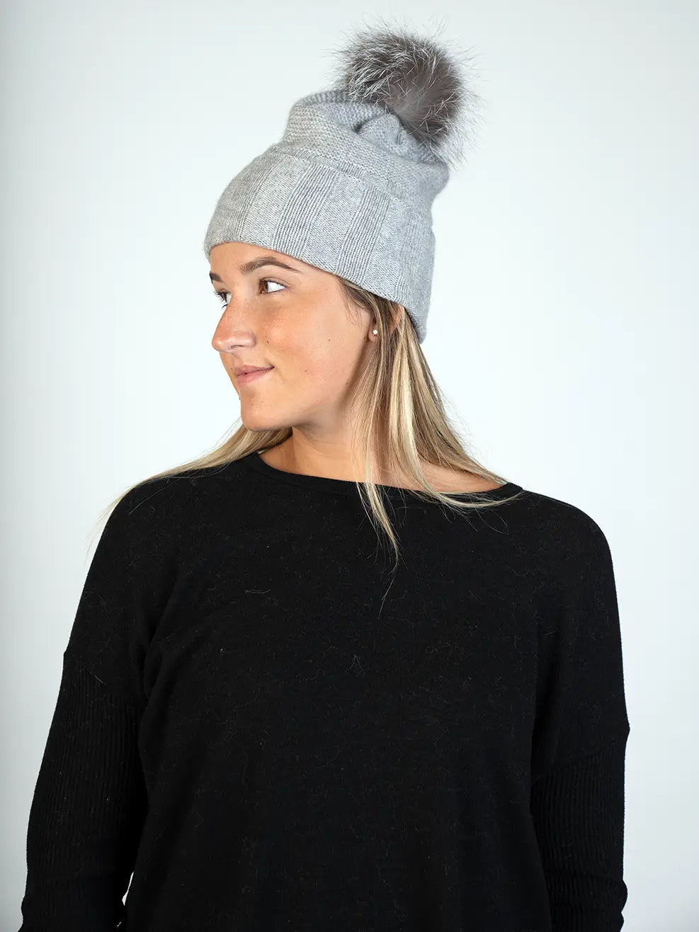 Dino Gaspari Soft Grey 100% Cashmere Hat w/ Fox PomPom