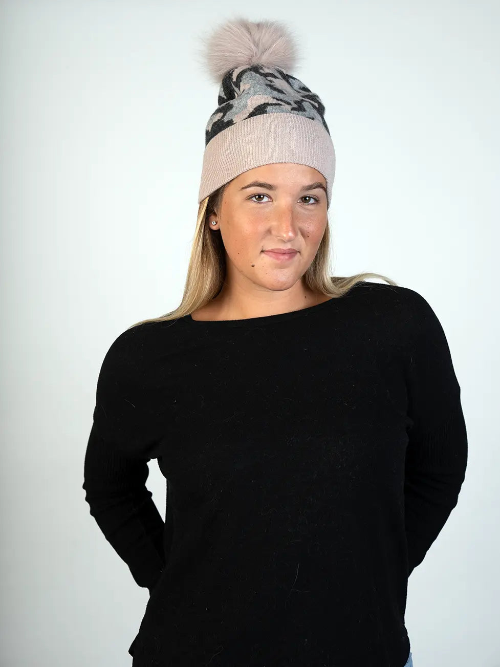LaBelle New Collections Knitted  Camouflage Hat With Fox Pom
