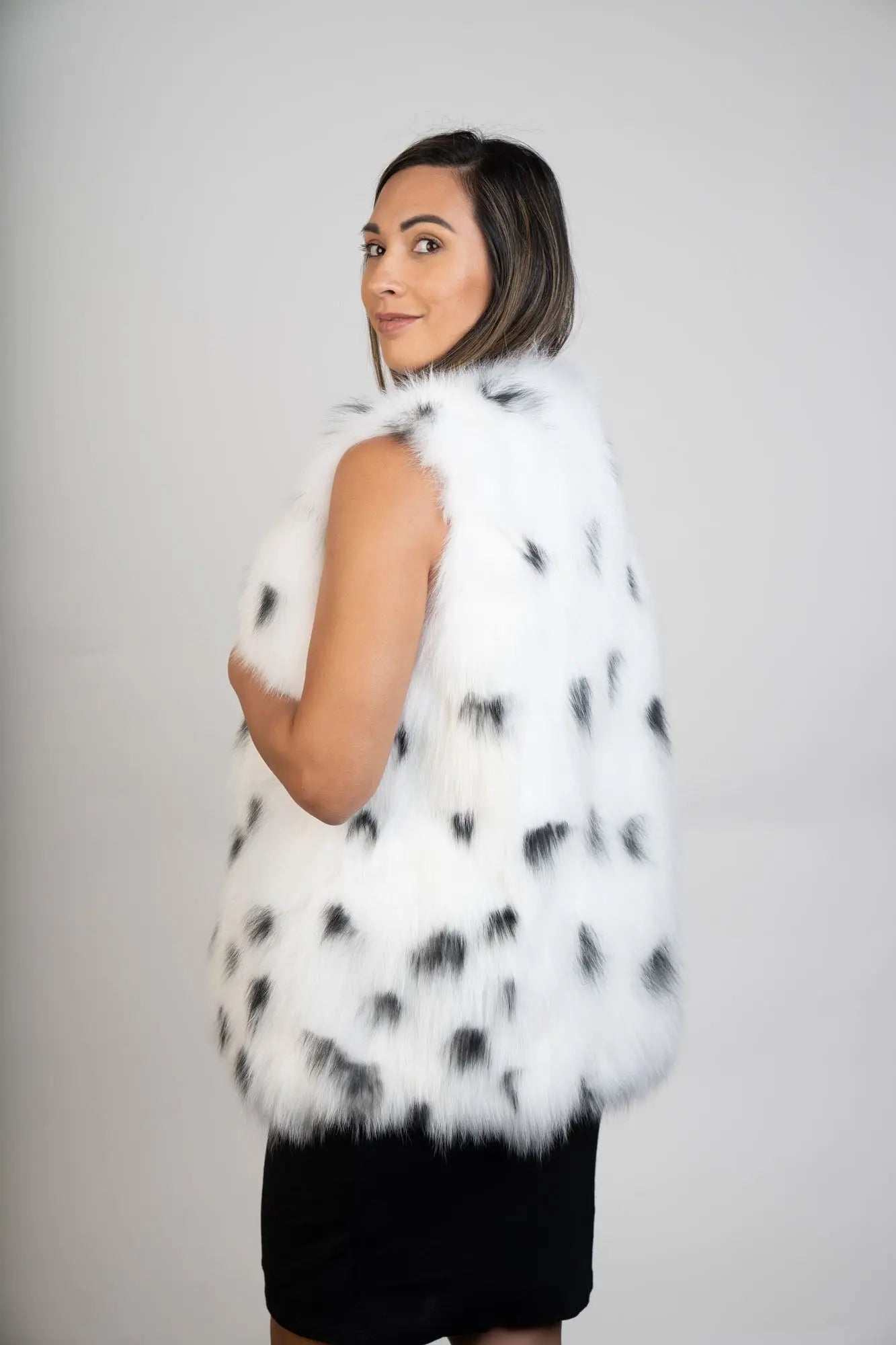 LaBelle Since 1919 Spotted White Fox Vest