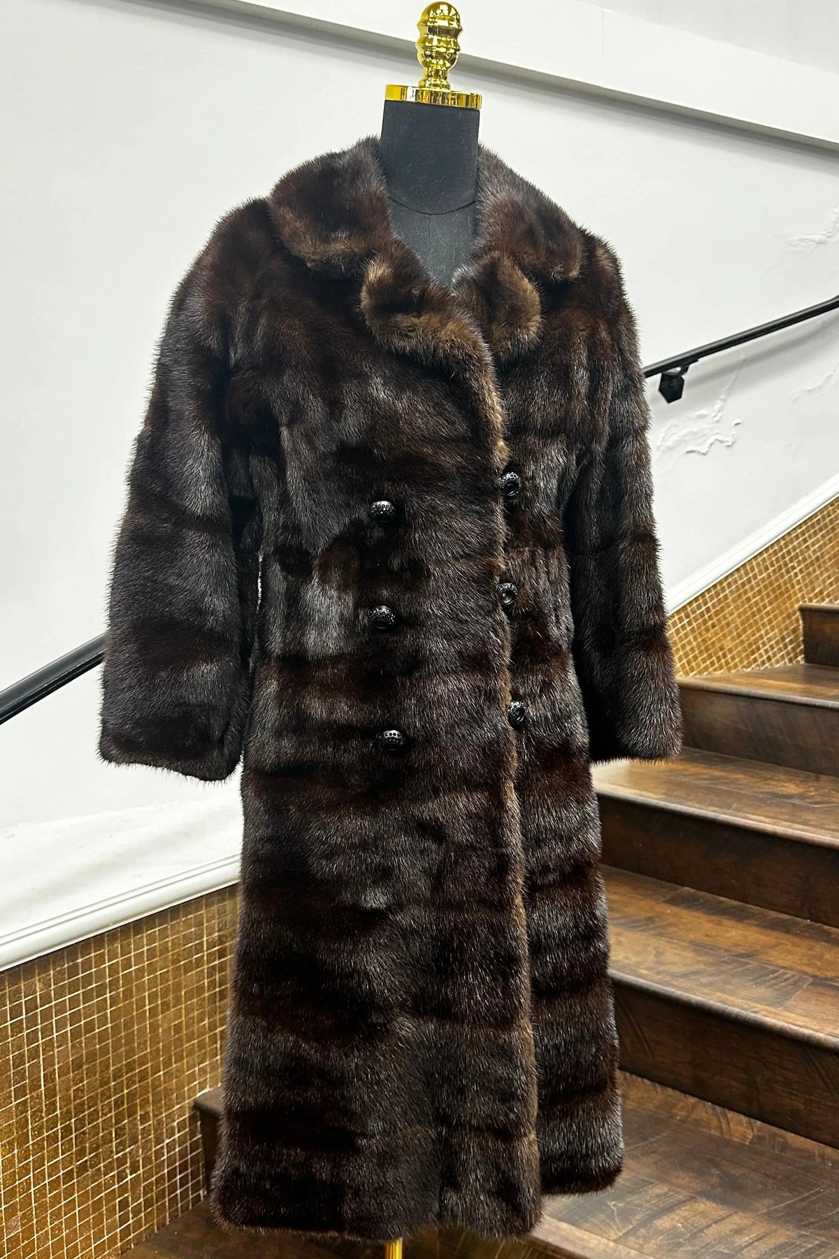 Vintage Horizontal Mahogany Mink Stroller