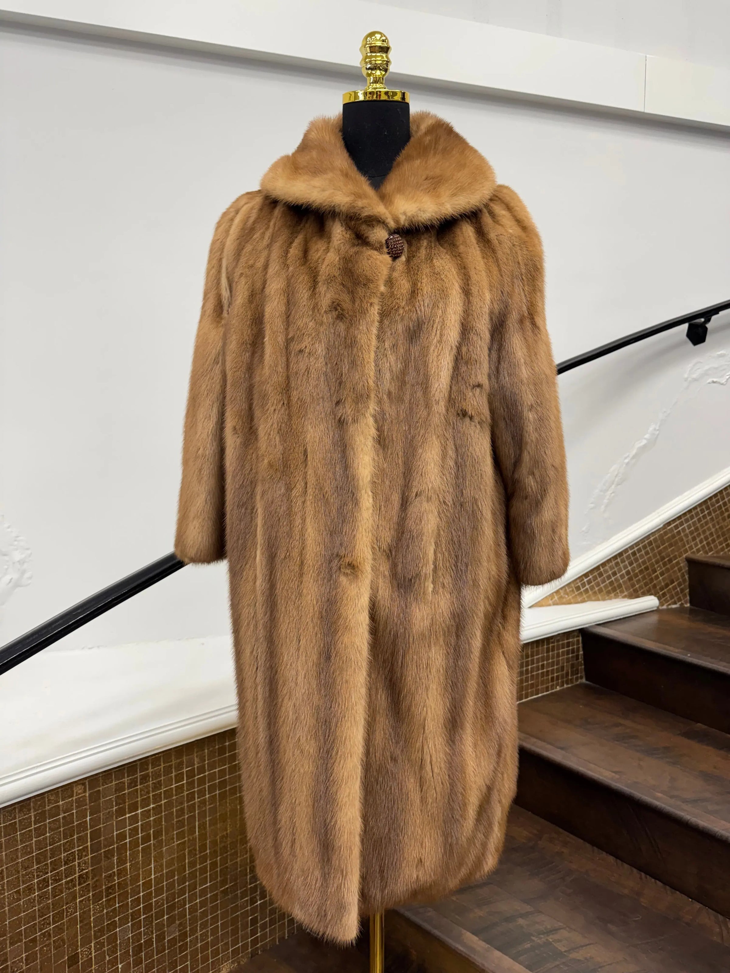 LaBelle Since 1919 Vintage Pastel Mink 3/4 Coat