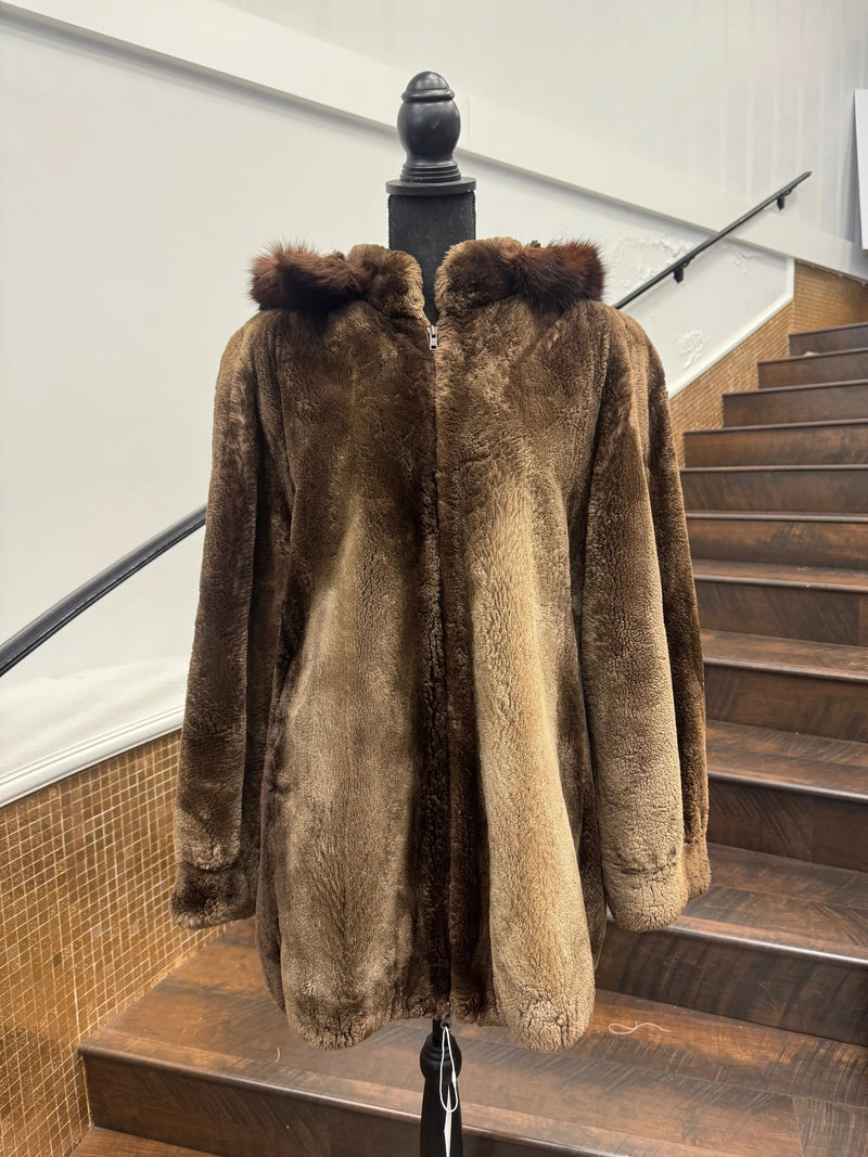 Vintage Sheared Beaver Stroller