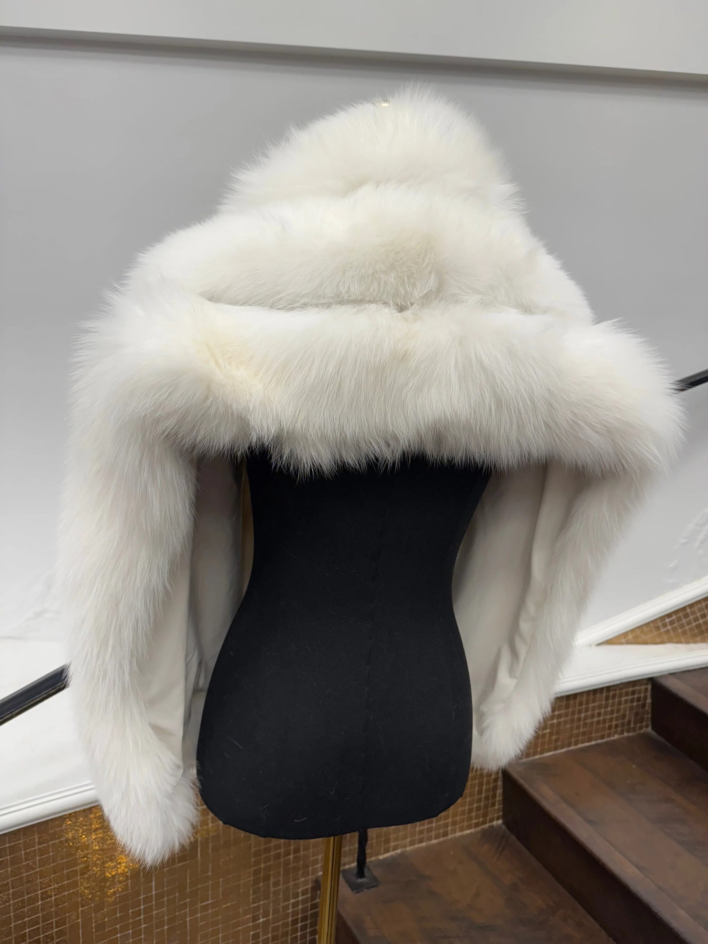 Vintage White Fox Shawl